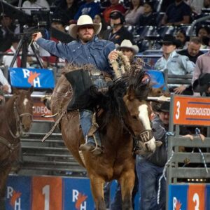 Riders Advance Among Fierce Competition in RODEOHOUSTON® Super Series V Championship Round